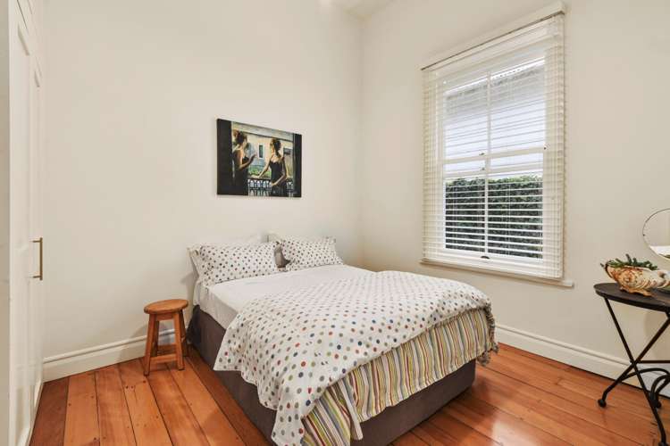 18 Burgess Road Devonport_12