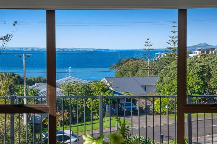 64 Shakespear Road_5