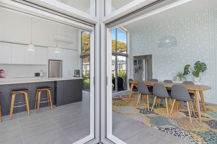 51 Red Beech Avenue Woodridge_5