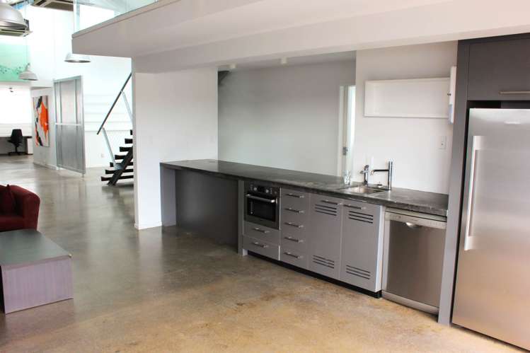 361 New North Road Kingsland_11