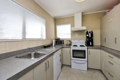 44 Whiting Crescent_1