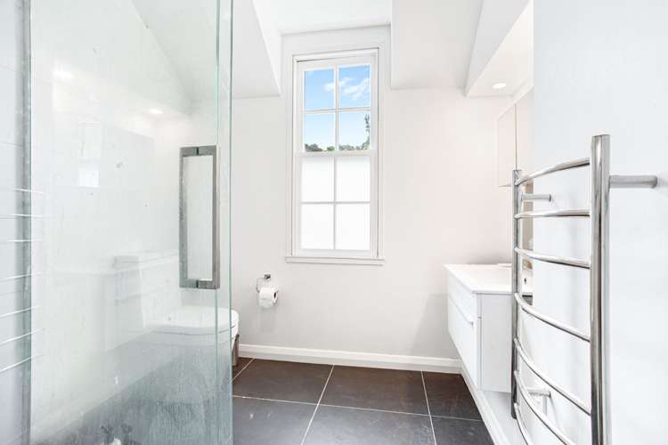 9 Laingfield Terrace Laingholm_20