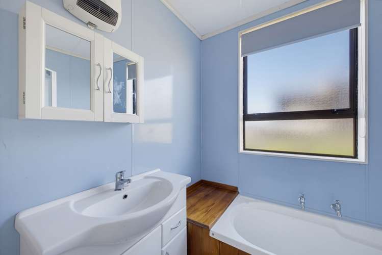 59 Cloten Road Stratford_18