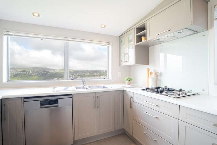 63a Erlestoke Crescent Churton Park_13