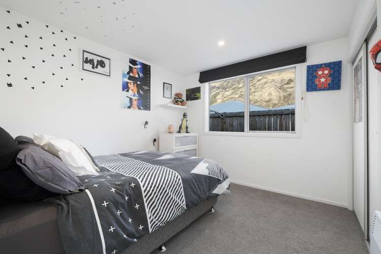 20 Myles Way Lower Shotover_11