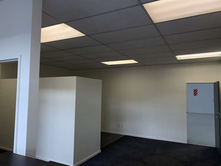3/60 Hayton Road Wigram_5