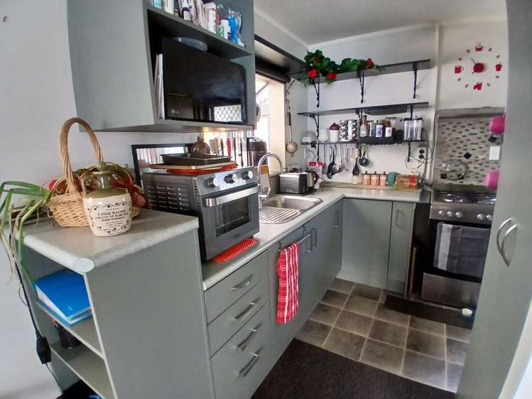 13 Miro Street Glen Afton_7