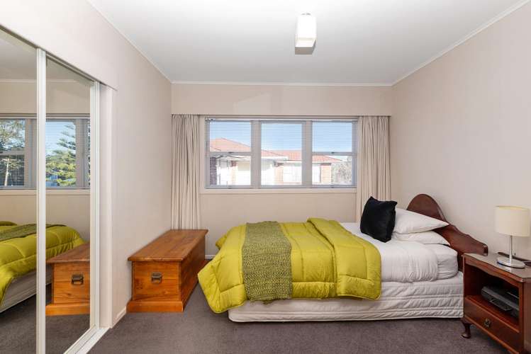 6 Fowey Avenue Te Atatu South_10