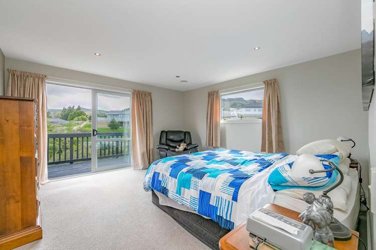 130 Kirton Drive Riverstone Terraces_15