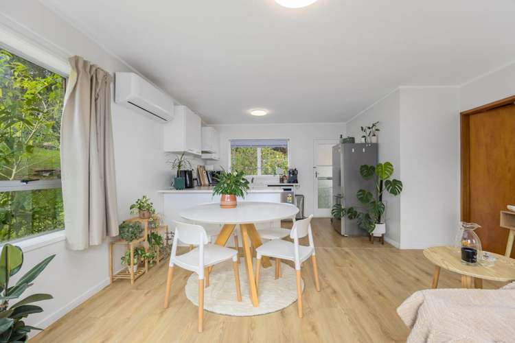 2/80 Peach Road Glenfield_9