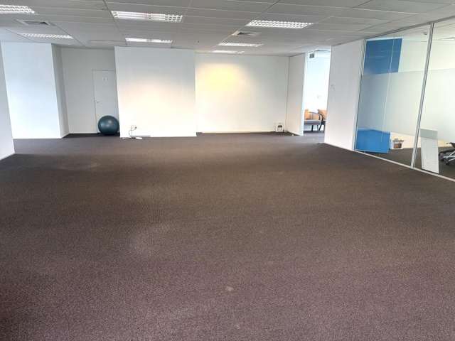 27-29 William Pickering Drive Albany_4