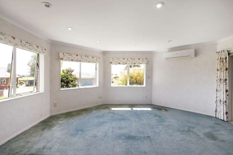 29 Reynolds Drive Glenview_3