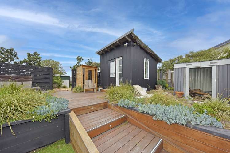 135 Pine Avenue South New Brighton_16