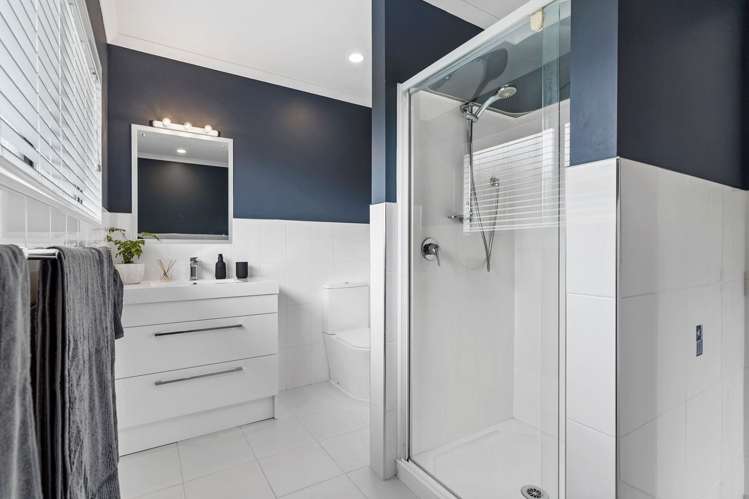 8 Toomer Place Beachlands_14