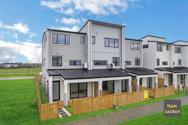 Stunning Newly Constructed Home!