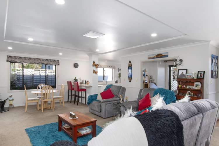 27b Manson Street Gate Pa_2