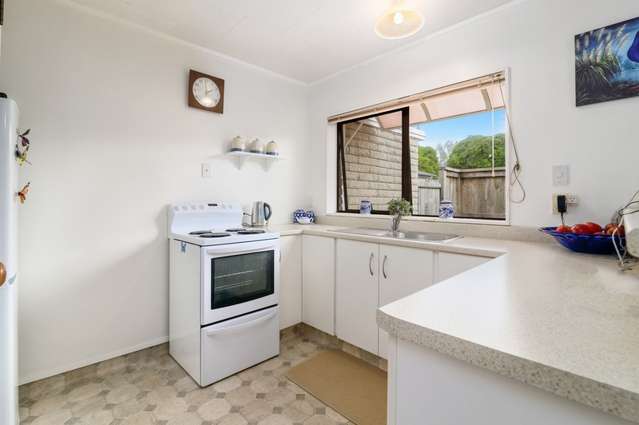2/50 James Street Glenholme_2