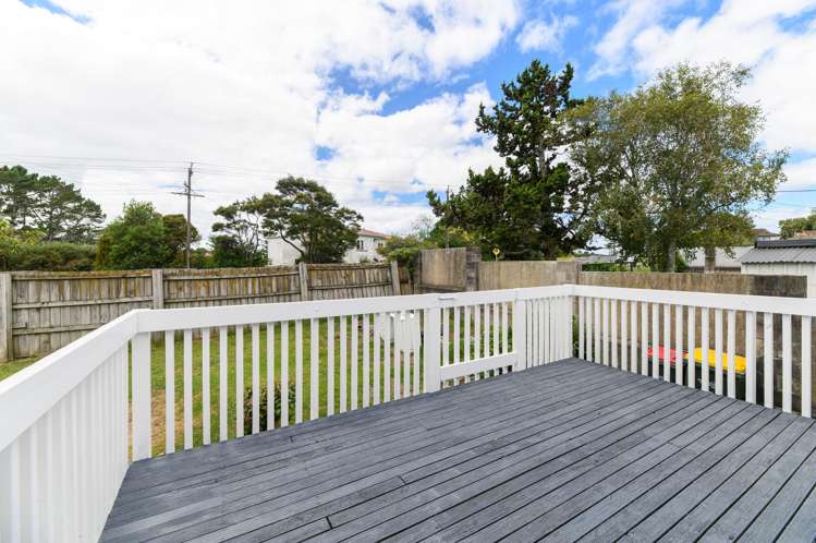 54 Glen Road Ranui_16