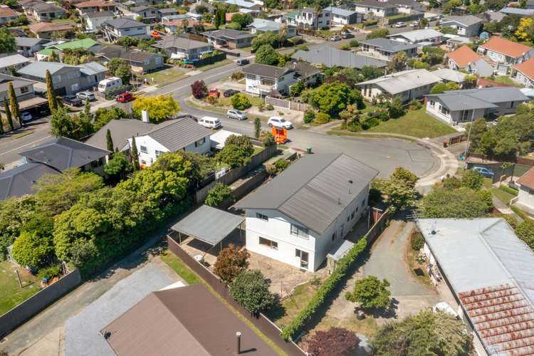 10 Cornwall Place Stoke_28