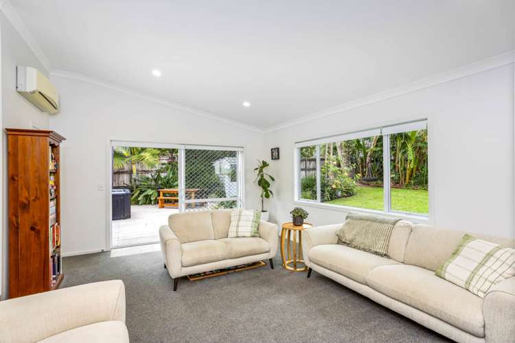78 Rosario Crescent Red Beach_10