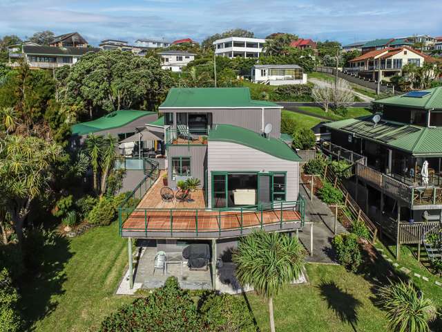 8 Ardern Avenue Stanmore Bay_1