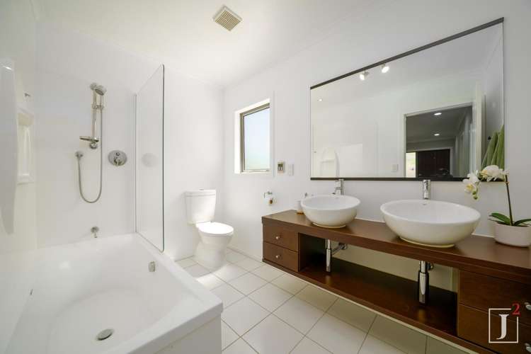 19 Court Road Tawa_18