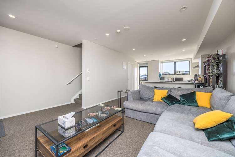 26/1 Glenside Crescent Eden Terrace_11