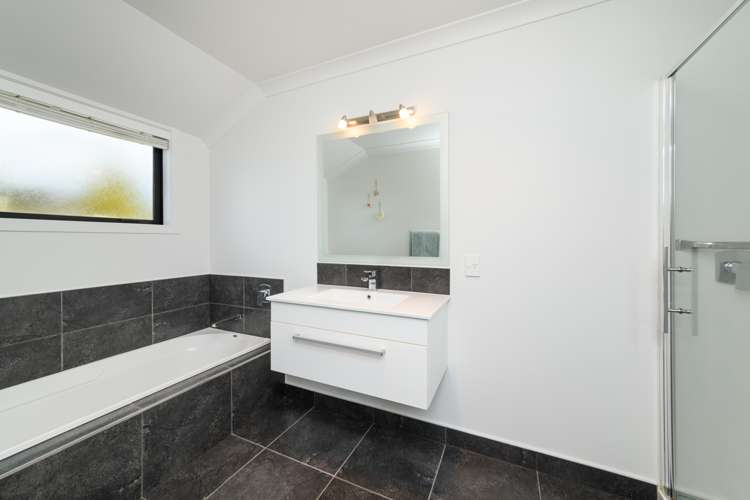 44 Chestnut Close Kelvin Grove_19