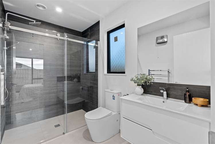 16 Nathaniel Archer Street Woodend_18