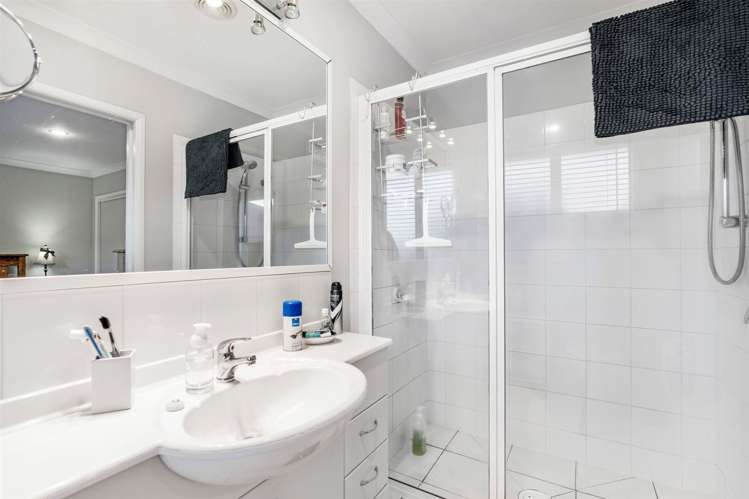 31 Putake Drive Parklands_12