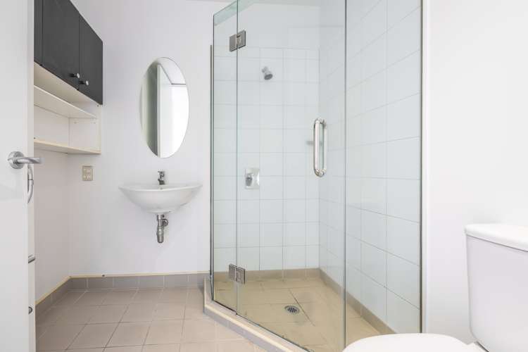 201/86 The Strand Parnell_15