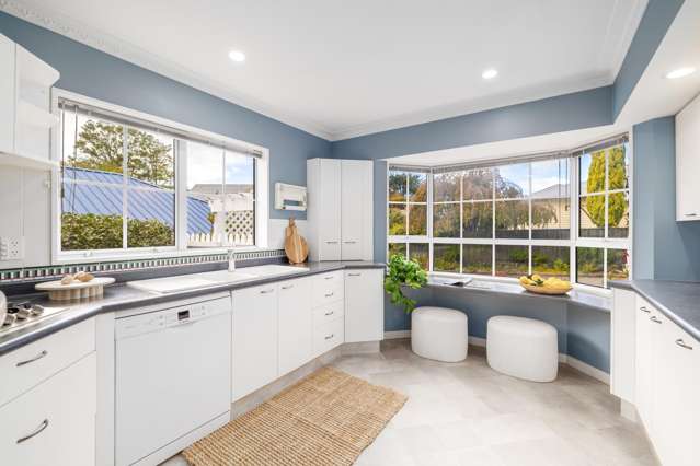 88 Lake Terrace Road Burwood_3