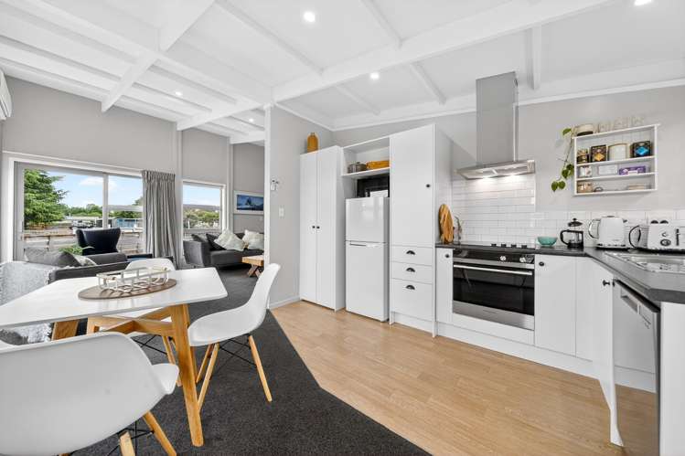 2 Princess Street Martinborough_7