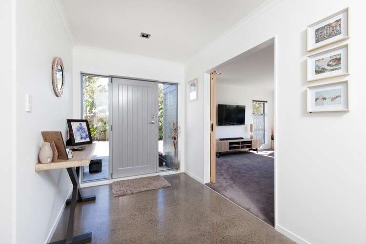 17a Manukaka Heights Hurdon_8