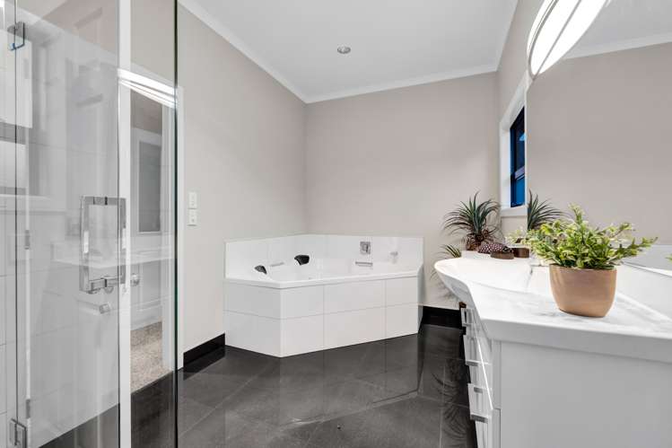 92 Govett Avenue Frankleigh Park_18