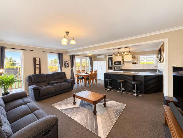 17 Mortlake Street_5
