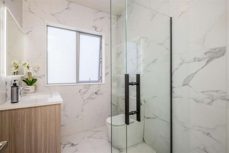 8 Whawhaki Road Beachlands_16