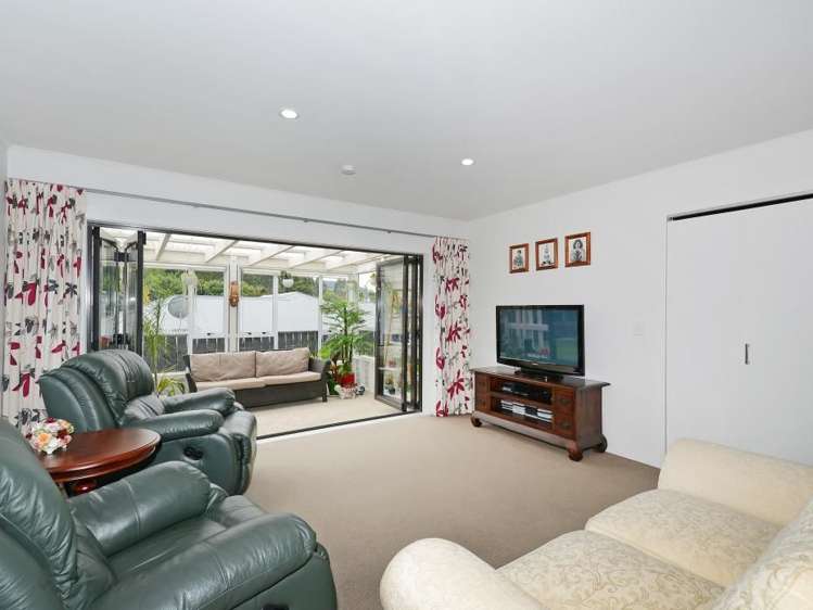 7 Diamond Grove Brown Owl_9