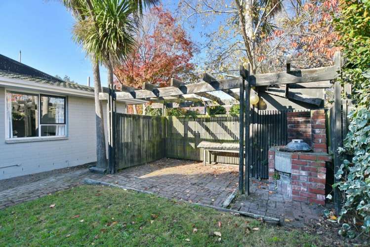 21B Wyatt Place Russley_21