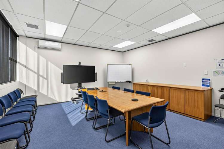 11 Vialou Street Hamilton City Central_7