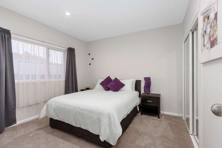 36 The Loop Meeanee_12