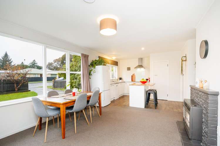 108 Derby Street Feilding_6