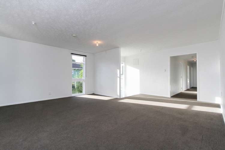 4 Grandison Crescent New Lynn_4