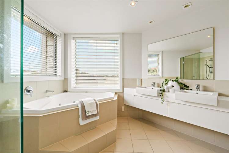 43 Clifton Road Hauraki_32