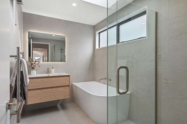 25 Guinevere Drive Lincoln_17