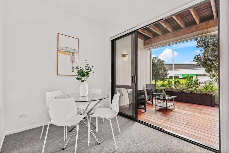 31 De Havilland Road Hobsonville_6