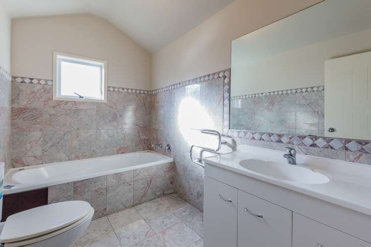 54 Gladys Avenue Glenfield_9