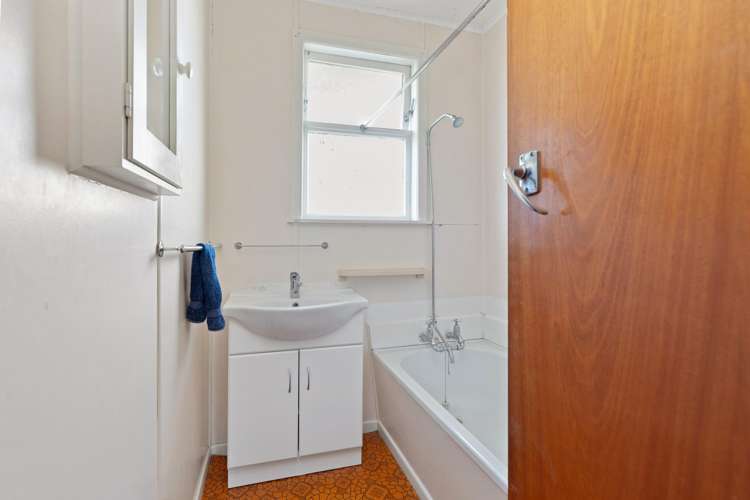 310 Ngatai Road Bellevue_10