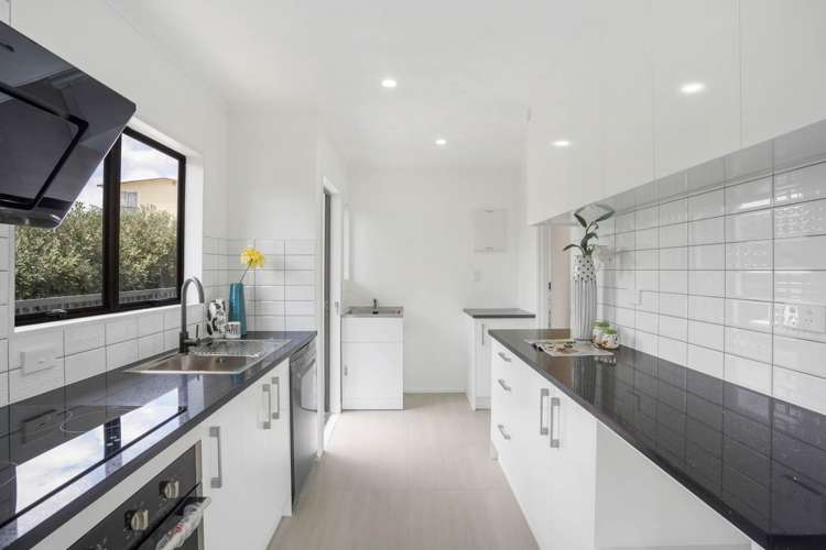 1/34a Helena Street Massey_8