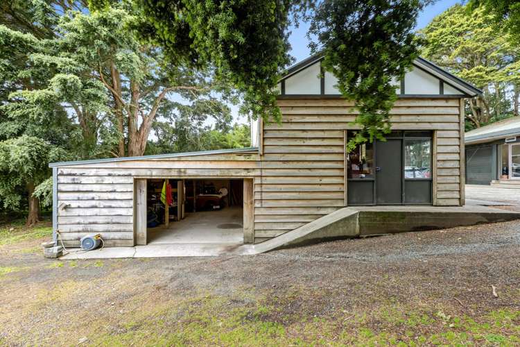 1174 Kahikatea Flat Road Waitoki_32